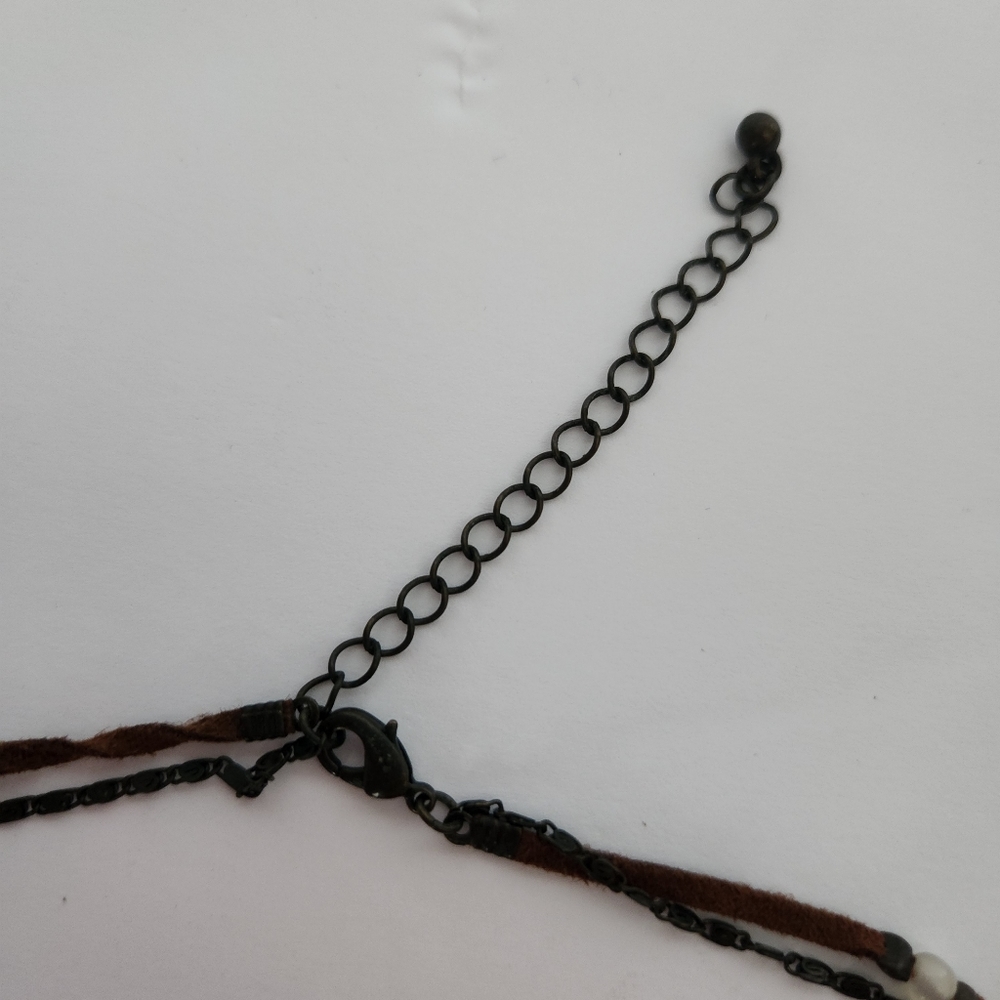Yellow Pendant Chain Beaded Suede Necklace - Picture 9 of 9
